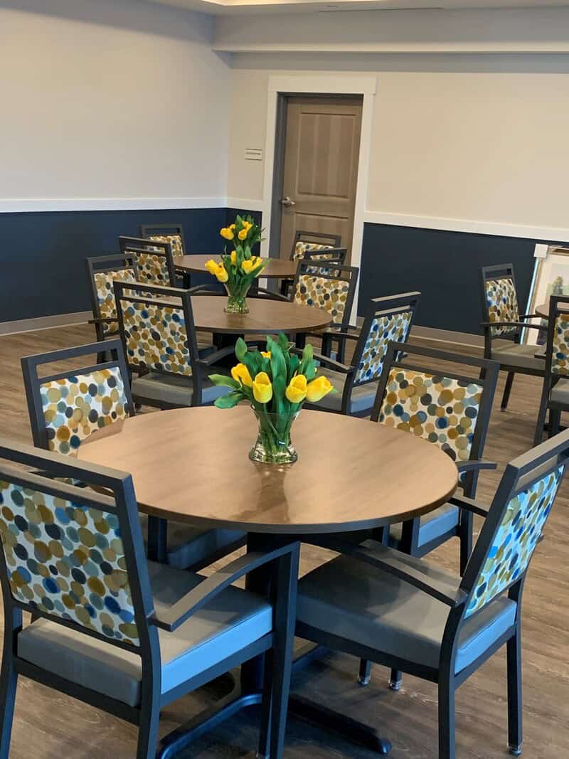 Dining Rm F73090Eb8Cb72 - Birkwood Village - Tama/Toledo